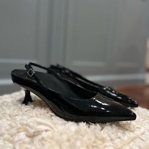 Chic Renee 55 Slingback Heels in
Crinkle Black Patent